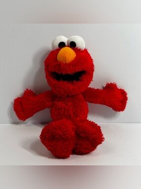 Hasbro Stuffed Plush Toy Sesame Street Workshop Hasbro 9" Elmo